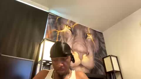 Short dog online show from October 19, 2:31 pm