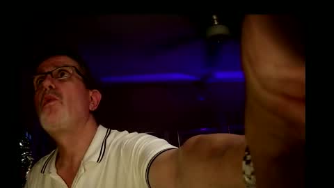 shrewtamer online show from October 11, 3:21 am