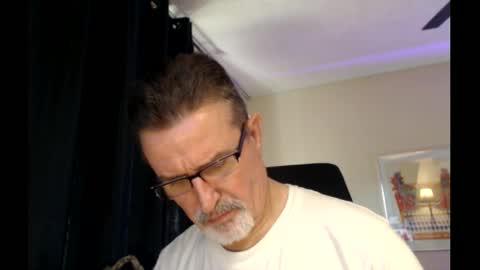 shrewtamer online show from March 4, 12:39 am