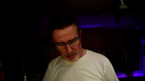 shrewtamer online show from October 8, 3:00 am