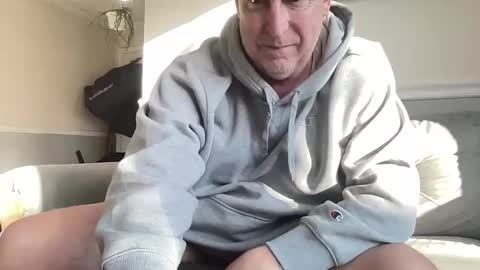 shy_one_cam online show from February 2, 1:52 pm