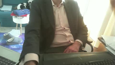 shyfrenchcock online show from March 3, 7:28 am