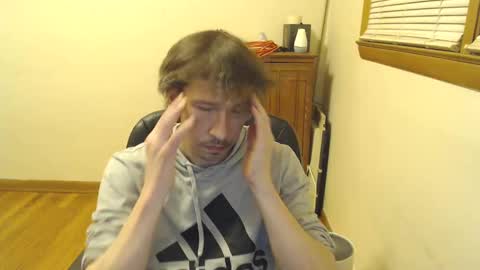 shyguy19755 online show from January 10, 5:05 am
