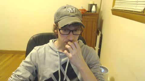 shyguy19755 online show from January 12, 3:28 am