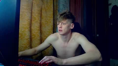 Tom and Betty online show from February 3, 5:16 am