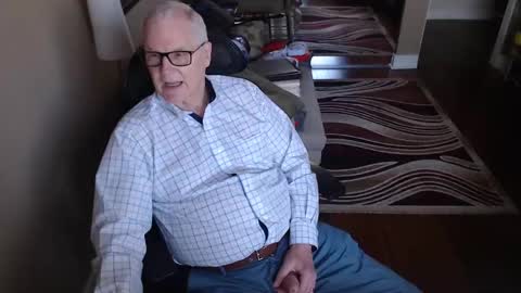 silverfox online show from December 3, 9:56 pm