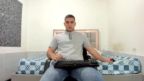 SIMON KELER online show from March 25, 7:01 am