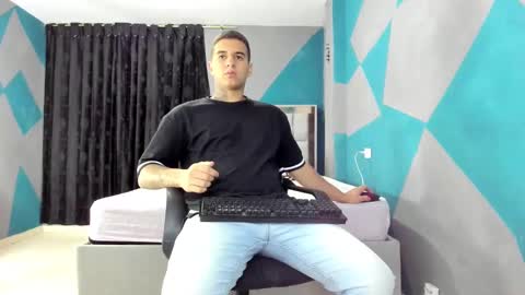 SIMON KELER online show from February 25, 4:03 am