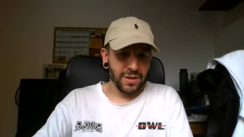 simonm777 online show from August 4, 12:43 pm