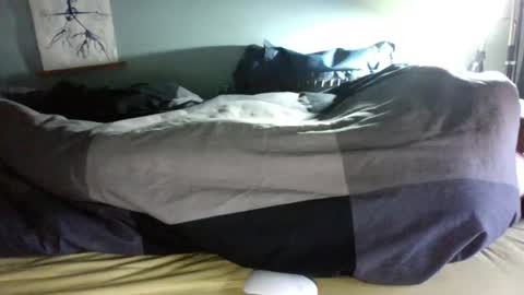 simplyminded online show from March 18, 9:01 am