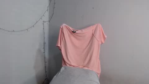 Snapshot of sirryant chatting on October 10, 5:01 am SIR RYANT online show from October 10, 5:01 am