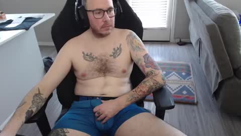 Snapshot of sirscotty831 chatting on March 9, 12:42 am Sir Scotty online show from March 9, 12:42 am