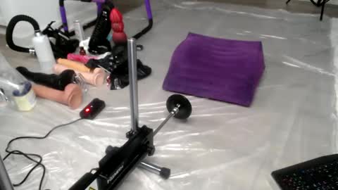 Snapshot of sissygoonerslut chatting on September 24, 1:05 am Sissy Gooner online show from September 24, 1:05 am