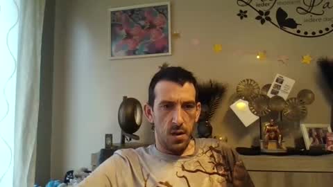 SkinnyBigCock2 online show from December 6, 9:21 am