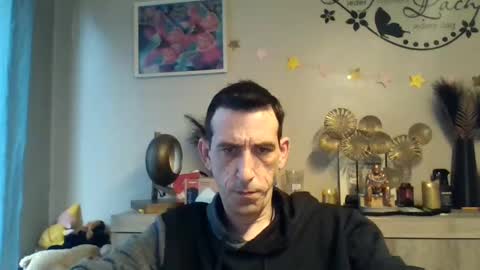 SkinnyBigCock2 online show from March 11, 7:48 am