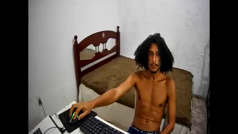 Skinny Latin Man online show from December 3, 12:38 am