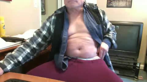 Snapshot of skn1960e chatting on January 15, 3:18 pm skn1960e online show from January 15, 3:18 pm