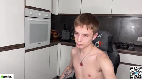 sky_hunter online show from March 11, 7:21 pm