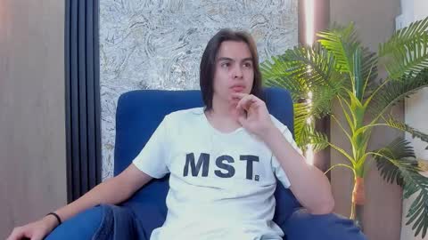 Santiago online show from January 19, 12:40 pm