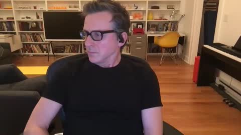 Skyline3371 online show from February 25, 6:47 am