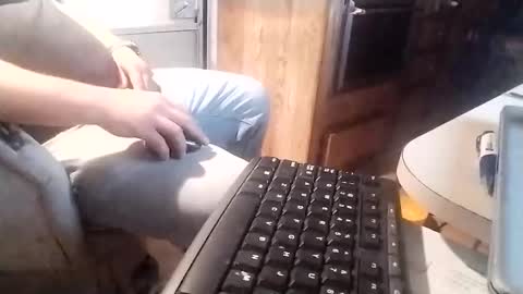 sleepwithyou online show from November 4, 6:36 am