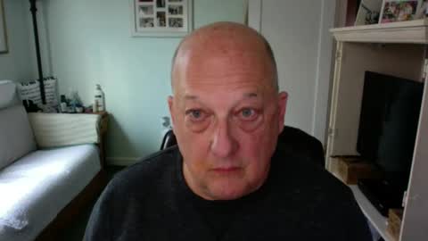 slick50000 online show from December 3, 7:44 pm