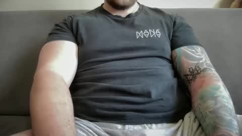 just chillin online show from March 6, 8:52 am