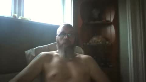 slutfucker20 online show from April 17, 6:54 pm