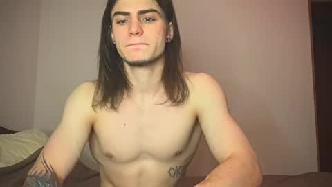 Gus online show from February 4, 3:26 pm