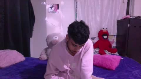 Snapshot of smoker00teddybear chatting on September 13, 8:04 am teddy online show from September 13, 8:04 am