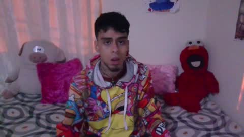 Snapshot of smoker00teddybear chatting on February 8, 6:12 am teddy online show from February 8, 6:12 am