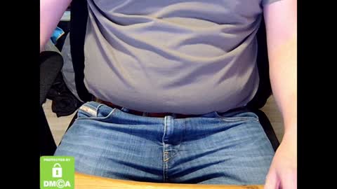 Sneakybill online show from January 5, 6:35 pm