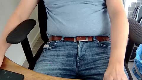 Sneakybill online show from September 21, 8:25 am