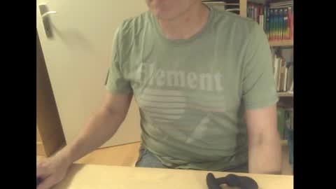 sneaxfreund online show from March 2, 10:23 pm