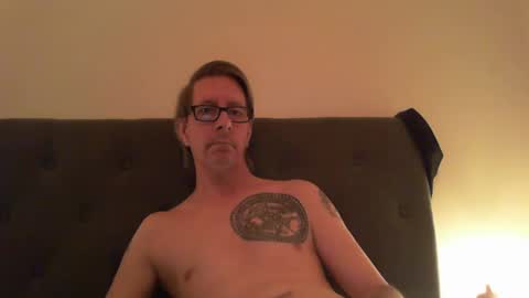 snub71 online show from February 15, 3:17 pm