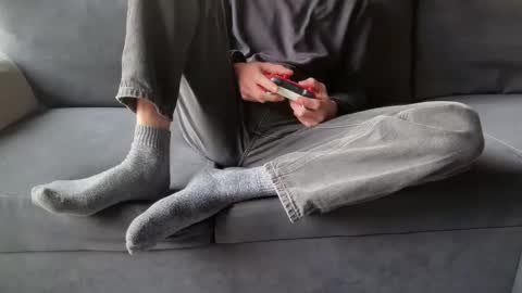 Sondages online show from February 6, 3:20 pm