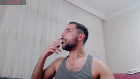 luis online show from December 2, 9:51 pm