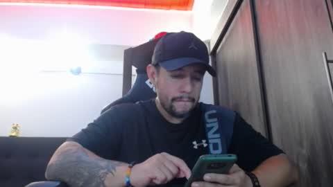     online show from January 12, 5:22 am