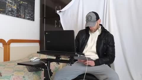 Marco. When Im offline you can view premium content in bio online show from February 20, 9:33 am