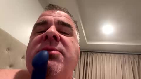 sprtsnut33 online show from January 10, 1:32 am