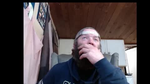 Snapshot of squegly chatting on December 27, 10:34 am Bryan online show from December 27, 10:34 am