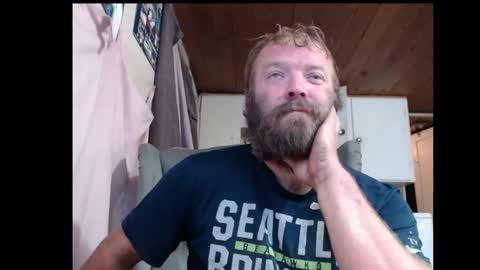 Snapshot of squegly chatting on September 19, 10:59 am Bryan online show from September 19, 10:59 am