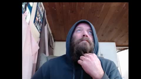 Snapshot of squegly chatting on December 25, 10:16 pm Bryan online show from December 25, 10:16 pm