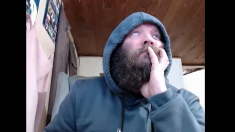 Snapshot of squegly chatting on February 9, 6:54 am Bryan online show from February 9, 6:54 am