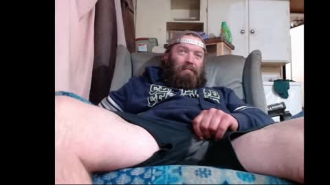 Snapshot of squegly chatting on December 21, 7:35 am Bryan online show from December 21, 7:35 am