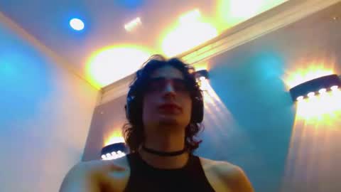 Snapshot of sr_bonnyethan chatting on October 24, 2:08 pm ethan online show from October 24, 2:08 pm