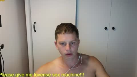 st1vemaster01 online show from August 4, 1:59 pm