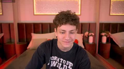 Esrefan online show from February 20, 7:59 pm