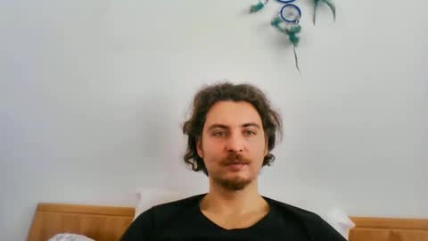 Snapshot of stefanikis chatting on March 10, 10:18 am Stefanos online show from March 10, 10:18 am