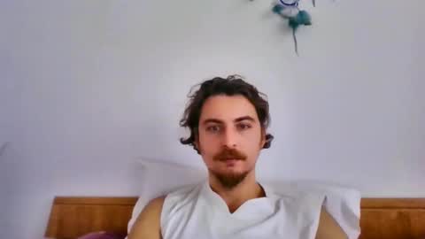 Snapshot of stefanikis chatting on December 9, 10:11 am Stefanos online show from December 9, 10:11 am